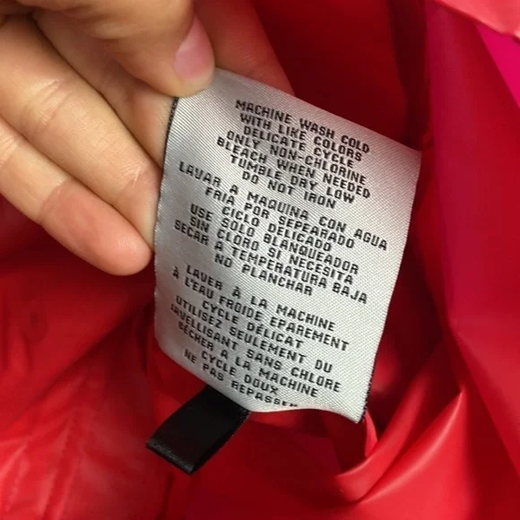 Levi's® Red Translucent Rain Jacket - Size Small - Picture 10 of 12